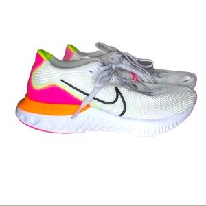 Nike Trainers size 9 | White/Pink/Black/Orange